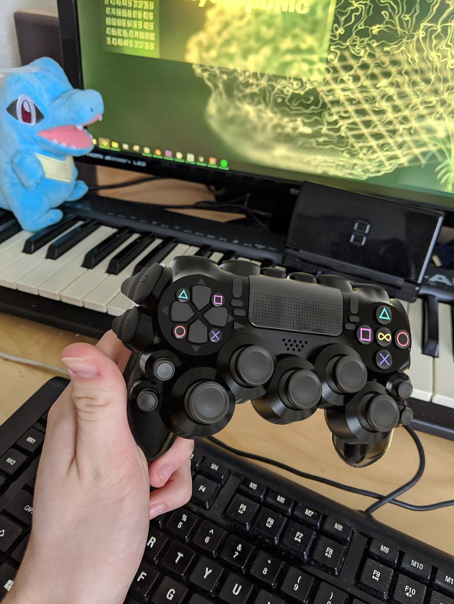 __lapra's tweet photo. 'damn bro how'd you know im an armored core player?' https://t.co/RtSvkQ7Hto