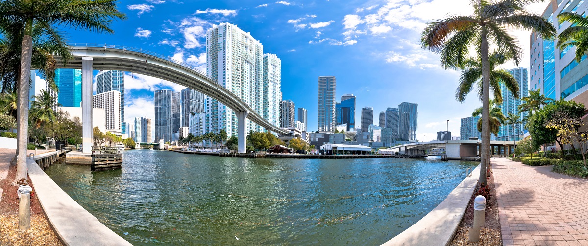 High rent prices, boom in construction plus low taxes is drawing investor eyes to the Miami region.

#rentals #investment #Miami #Dadecounty #Florida #multifamily #property #buying <a href="/myflorida/">myflorida</a> 

managecasa.com/articles/miami…
