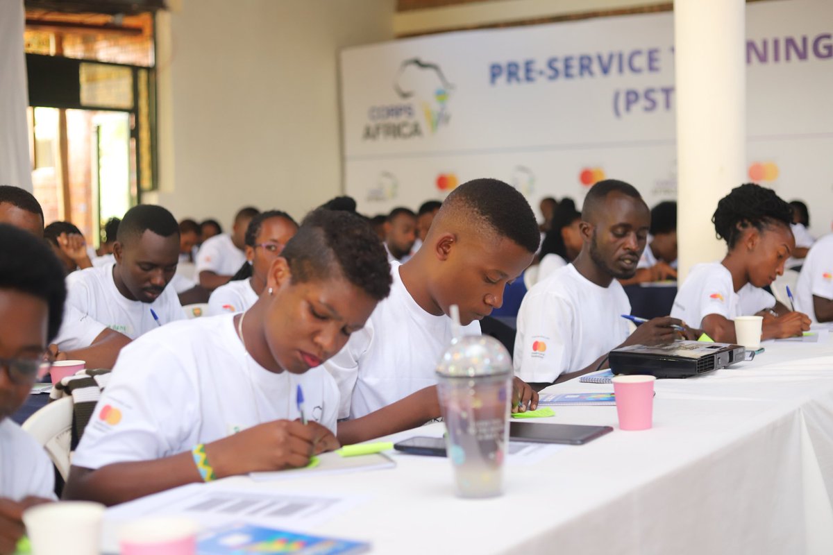 Camarade_1's tweet photo. Pre-Service training is on going at @CorpsAfricaRda , we are very ready to work with community towards development.

#ThisIscorpsAfrica
#Cohort5 
#PreServiceTraining https://t.co/RY7PBec7ck