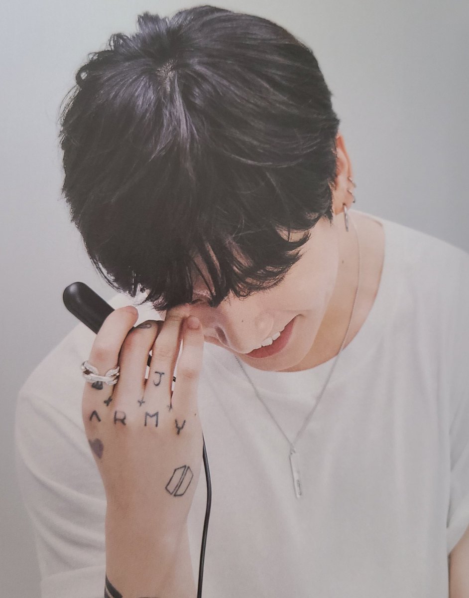 JJK_Times's tweet photo. RT &amp; REPLY 🎂🎈💜✨

Happy Birthday Jungkook 

#GiantPopStarJKDay
#OurBestFriendJungkook
#WithJKEveryday
#No1SingerJungkook
#OurForeverArtistJK
#LovingJungkookRight
#WeBelieveInJungkook 
#JungkookDay
#HAPPYJKDAY 
#HappyBirthdayJungkook
#HappyJungkookDay https://t.co/wnEVE45gxi