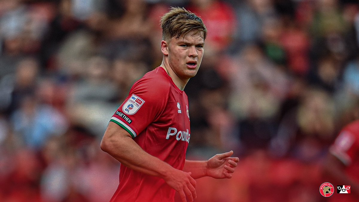 WFCOfficial's tweet photo. 🗣️ Our matchday programme Saddlers Shout caught up with @FreddieDraper04 for Saturday's edition! 

📕 Read a snippet of his interview👉 https://t.co/NfH6wGiHbs https://t.co/2j7ETVy5zQ