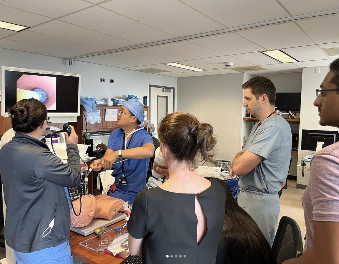 PennPulmonary's tweet photo. Thankfully the learning doesn't end in August! All fellows have plenty of educational venues to build procedural expertise. Here we are learning to place bronchial blockers with the imitable @KevinMaMD as part of our regularly scheduled hands-on critical care conference. https://t.co/zg1Ccd5cpA