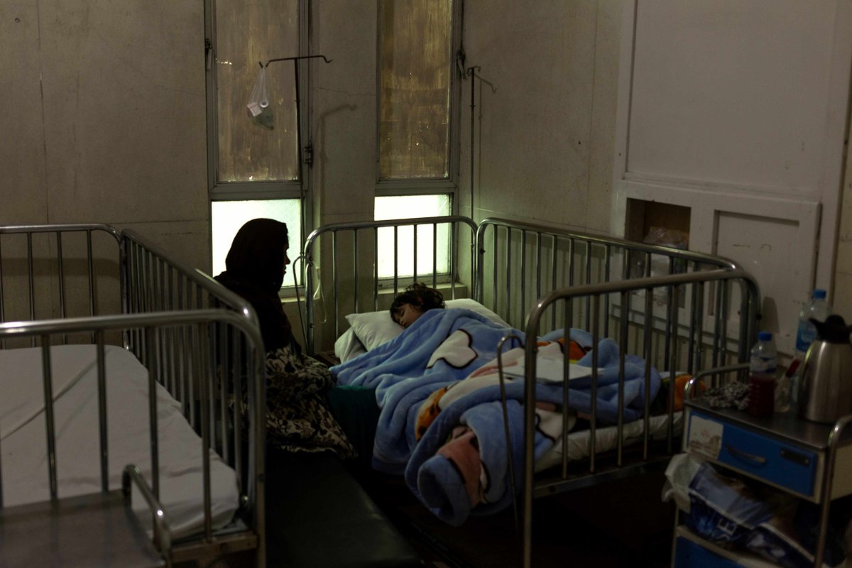 buff.ly/3szCFw2 ICRC Transfers Funding of 25 Hospitals to Afghan Ministry of Public Health