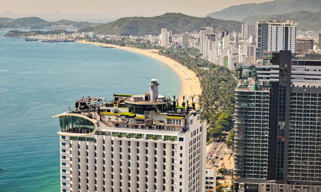 anhtai783's tweet photo. Một đường cong tuyệt mỹ 

Lễ 2-9 nghĩ nhiều, các b ghé Nha Trang nạp vitamin sea nhé, làm lụm hơn nữa năm gòi

Nha Trang city, Viet Nam
 #follow #beautiful #yacht #traveling #beach #Resort #seafood #Tourisme #nhatrang #restaurant #island #homestay #hotel https://t.co/NTi0nFyeHW