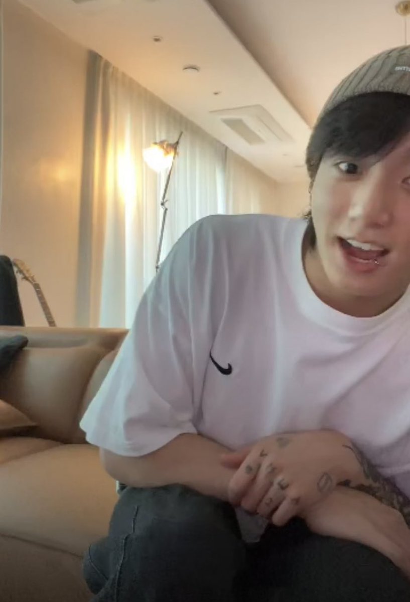 selemoondipity's tweet photo. happy birthday our precious MAKNAE, Jeon Jungkook✨️💜💜

Happy Jungkook Day
#GiantPopStarJKDay
#OurBestFriendJungkook
#WithJKEveryday
#No1SingerJungkook
#OurForeverArtistJK
#LovingJungkookRight
#WeBelieveInJungkook 
#JungkookDay
#HAPPYJKDAY https://t.co/FlqnneQNMI