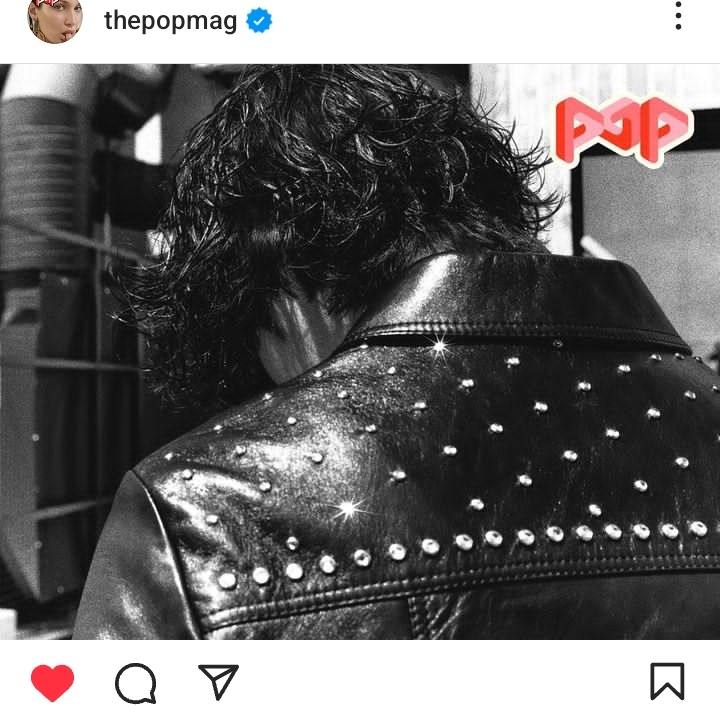 BTSVChartData's tweet photo. Pop magazine Instagram update with Taehyung 

Ready?

September always Pops 💥 https://t.co/gonYJYuFLY