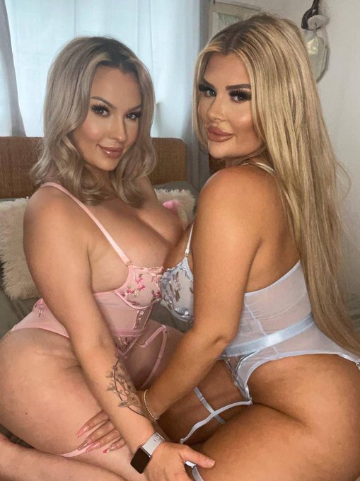 It&rsquo;s fuck Fridayyyss and who&rsquo;s this naughty blonde 👀  https://t.co/wczP1KRI8z https://t.co/ohvgH2Gf3