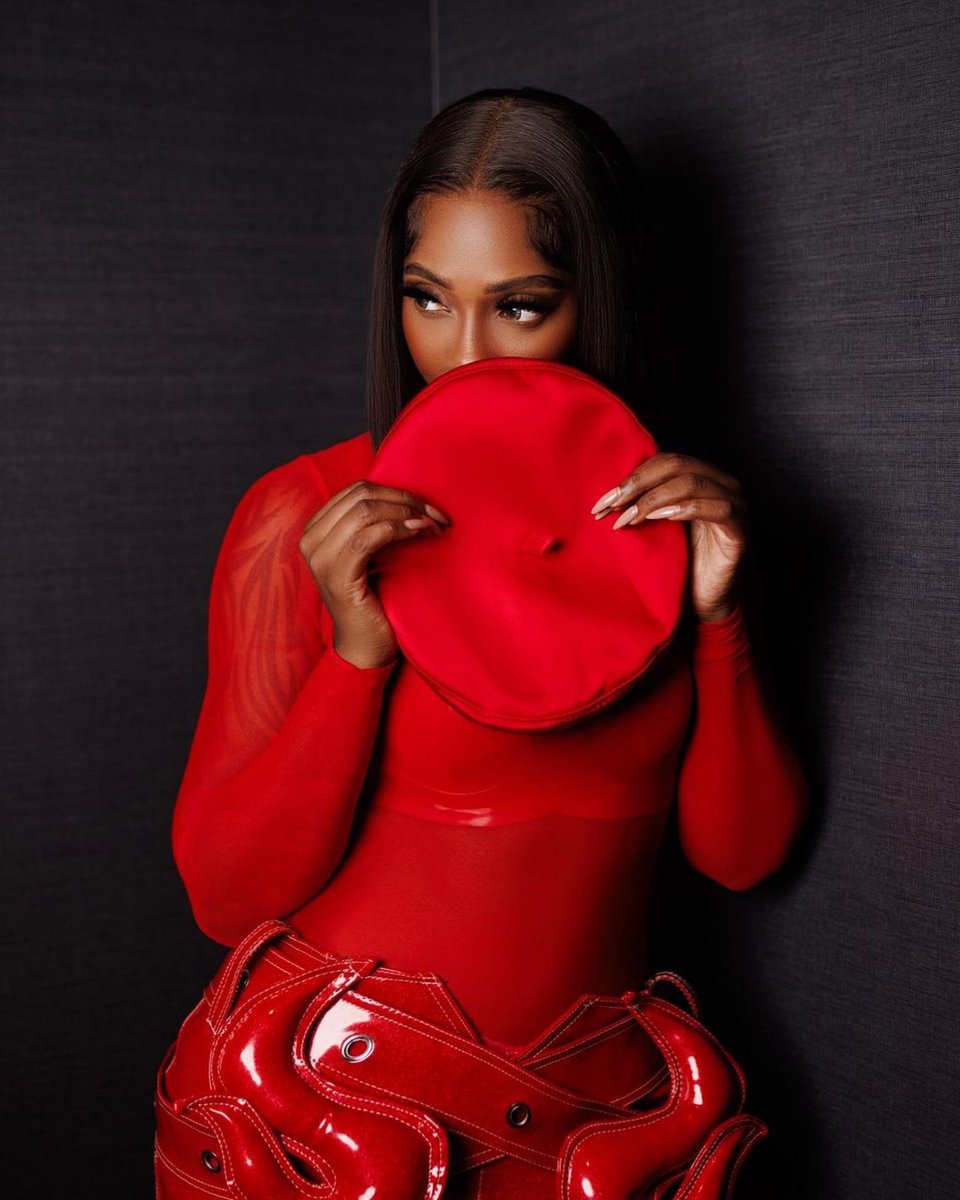 Tiwa Savage ⚔️ (@tiwasavage) on Twitter photo 