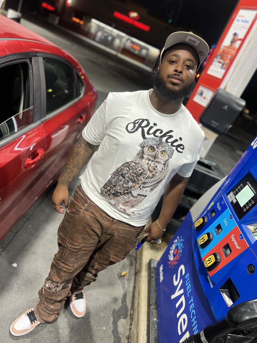 Eaasydoesit's tweet photo. ⚡️🧟‍♂️ https://t.co/jnSCrg0y9U