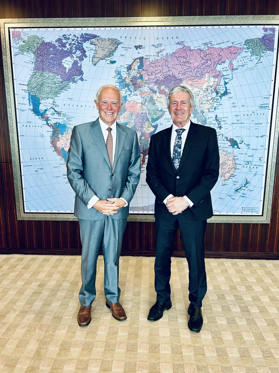 Great to catch up again. Stimulating conversation as ever with @emirates president Sir Tim Clark. Thanks for your time and for your commitment to NZ. @NZinUAE