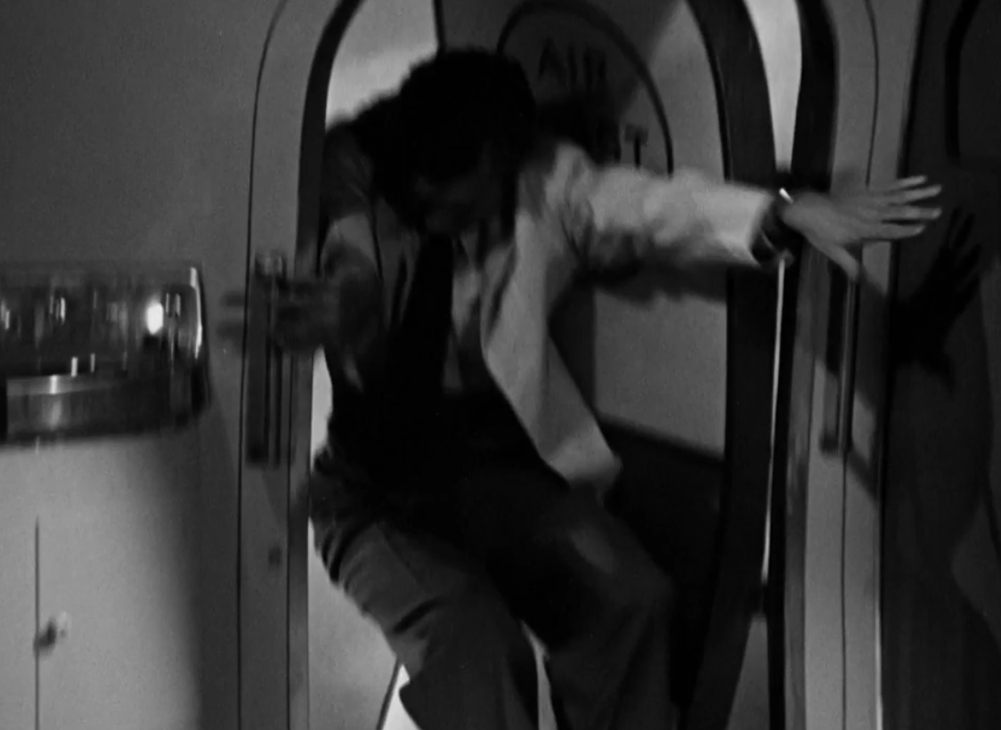 jaxbra's tweet photo. They must be over Beaver Falls.
#TCMParty #FiveCameBack https://t.co/EXV2ojv3Hy
