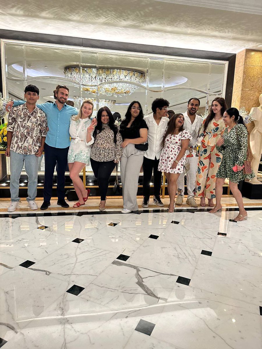 Evan Luthra tweet media