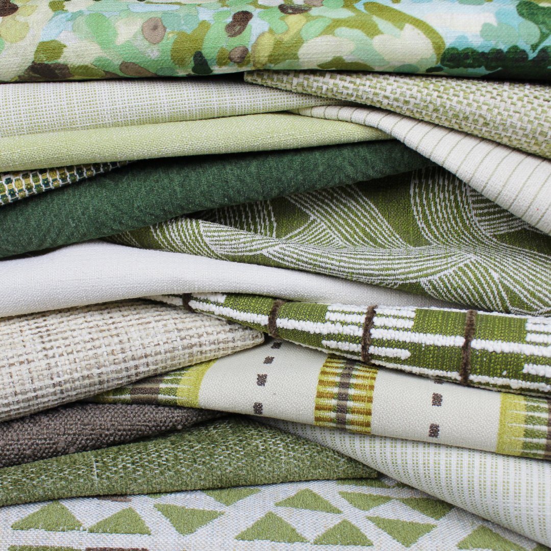 Layered green tones create a space that is both playful and sophisticated with a wonderful neutrality that works effortlessly with so many other shades🌿
___________
#Botanist #ColorTrends2023 #TrendOfTheMonth
