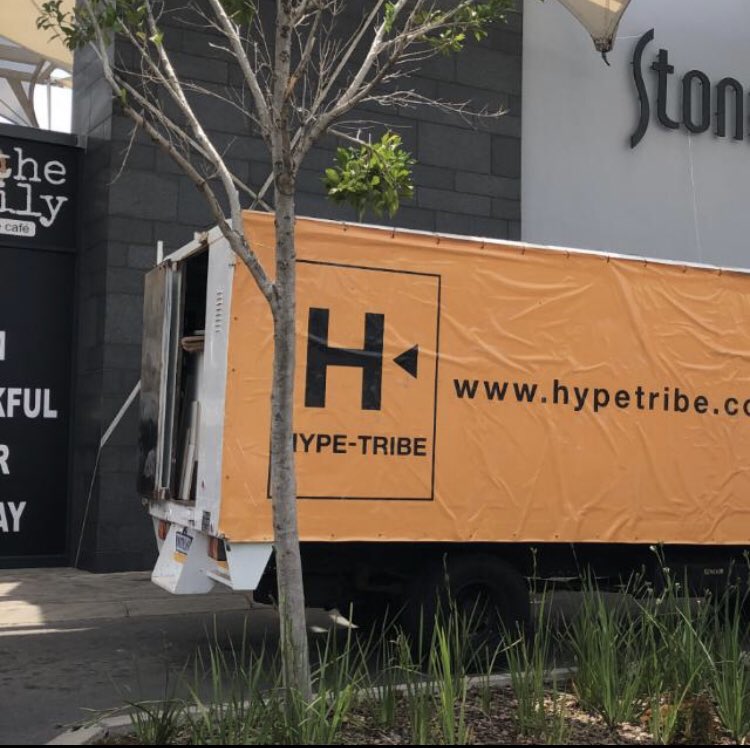 _zeroto99_'s tweet photo. What a day to do deliveries in the office of greenstone.

Our rates are affordable and the service is quality.

Book our truck on https://t.co/YaTNQHVqTR https://t.co/OKO0UhOtj3