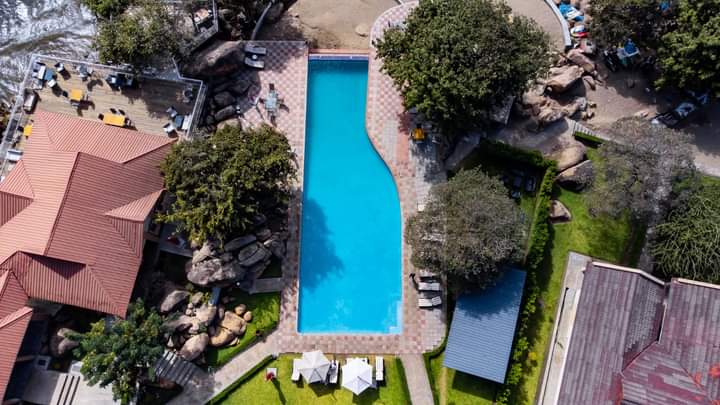 sigelege's tweet photo. A perfect summer destination for the whole family.
Sigelege Beach Resort, a New Standard in Hospitality.
Book now:
+265999 818 088/888 818 088
#sigelegebeachresort #sigelegehotels #quadbikes #lakemalawi #jetskiis #speedboat #kidsplaycentre #summer https://t.co/VaAtLJZcqb