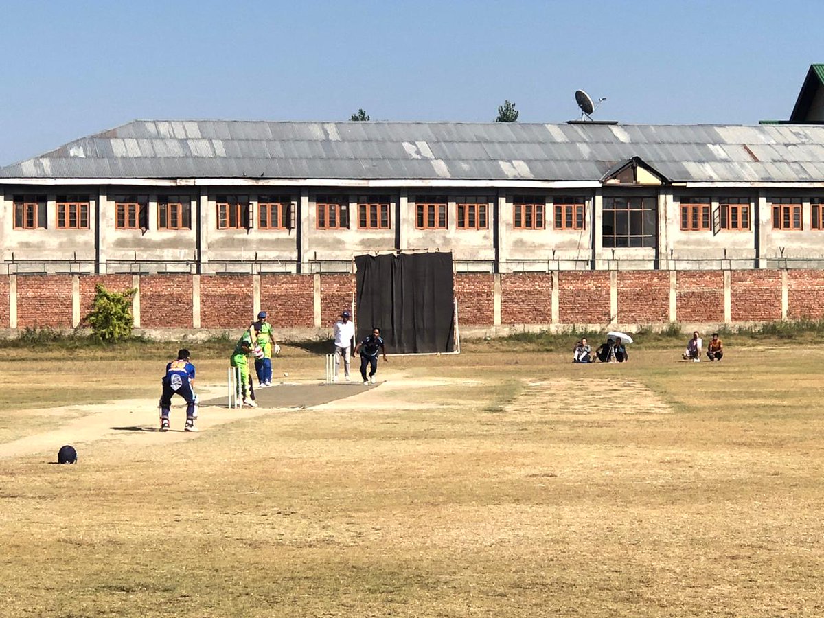 DPulwama's tweet photo. Interblock cricket tournament concludes in District Pulwama,DC Pulwama presides over felicitation ceremony. Block Tral emerged as winners 
@dcpulwama
@basharatias_dr @dgyssjk @DicPulwama https://t.co/LCvgc45vux
