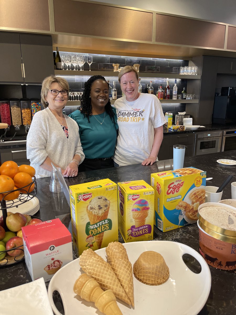 DavidsonHospGrp's tweet photo. We recently hosted a “Scoops of Hope – Ice Cream for Breakfast” fundraising event benefiting @GKTWVillage. We were proud to raise more than $5,000 for GKTW. We are honored to pledge our continued love and commitment to this important organization. 💜 

#davidsondifference https://t.co/Fk62hIXDdh