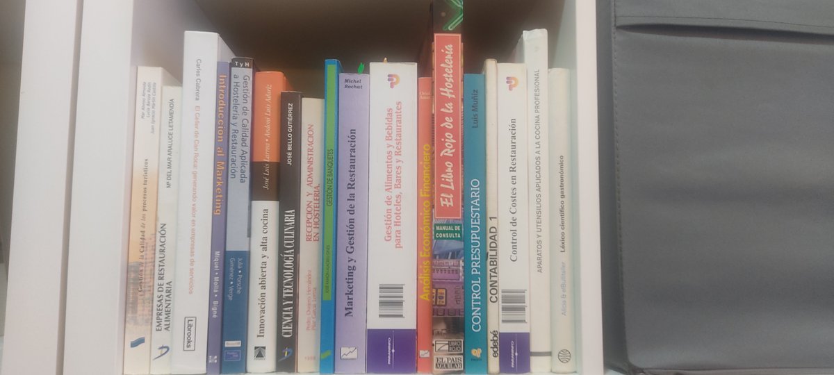 imiravet's tweet photo. Seguimos con la planificación y preparación de los módulos (asignaturas en FP) de Gestión de la producción en cocina y de Control del aprovisionamiento de MP, del ciclo superior de Dirección de cocina, desde un enfoque de gestión en restauración.#fppublica #gestionenrestauracion https://t.co/bgCNtZRsPN