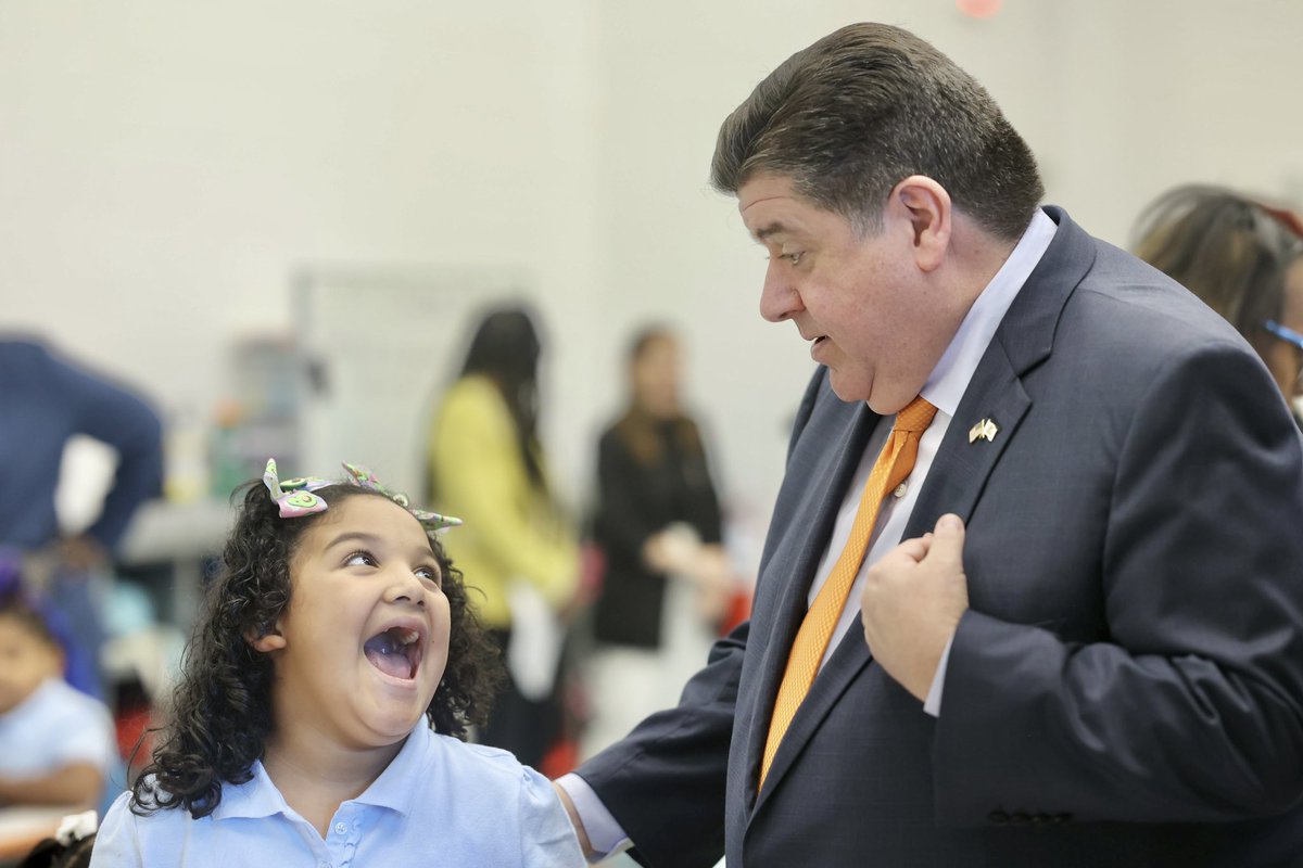 GovPritzker tweet picture