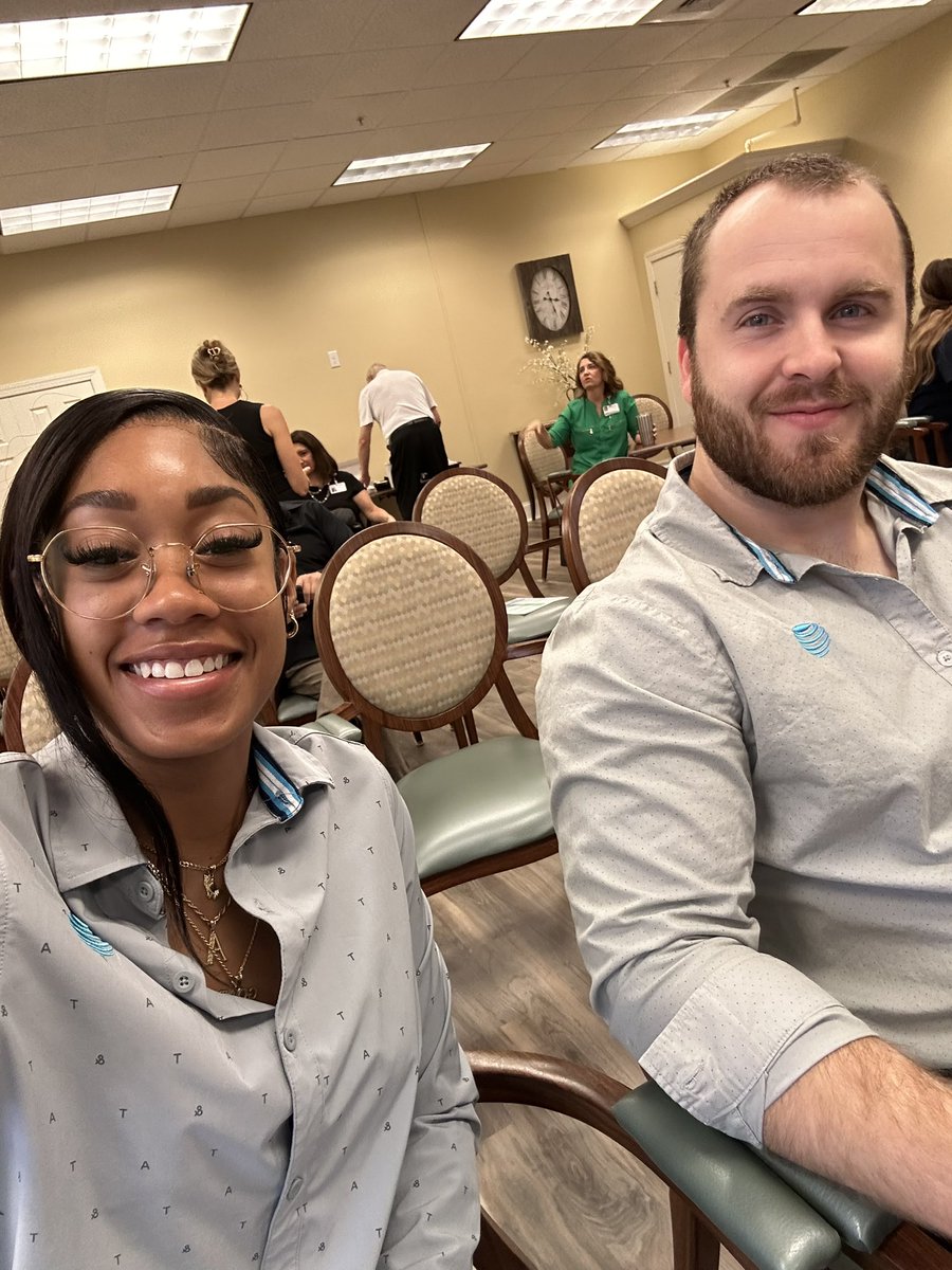 managermanchris's tweet image. Had an amazing time at the Iredell health forum! Shared about FirstNet, treated everyone to breakfast, and even scored valuable appointments with the folks I presented to. Ty @ashantidsmith for joining me😁 #CommunityEngagement #Networking #FirstNet @VinceLeaks @julestwentysix