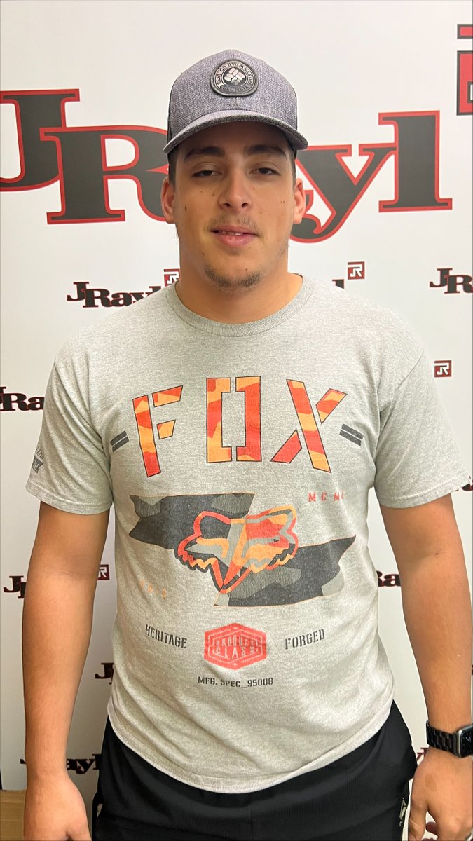 Please welcome Adam to the JRayl Family! Adam is a trainee out of our Sunnyvale terminal. #JRaylFamily