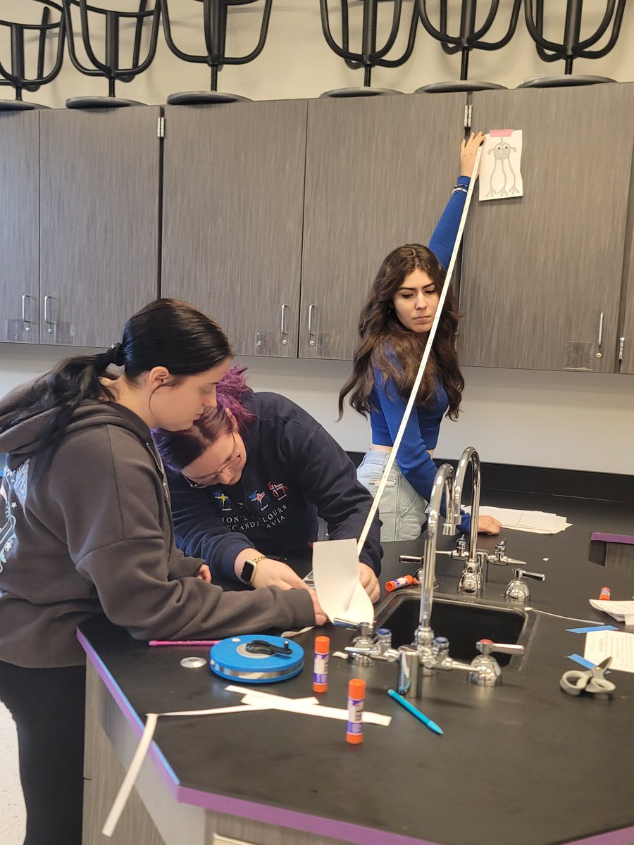 holcombsclass's tweet photo. Today physics classes used trig to save the world from an alien invasion! Physics is all about real world math and you never know when the aliens might visit π½πΈ #WeAreNorthPoint #NPHySics https://t.co/WFDud56OCx