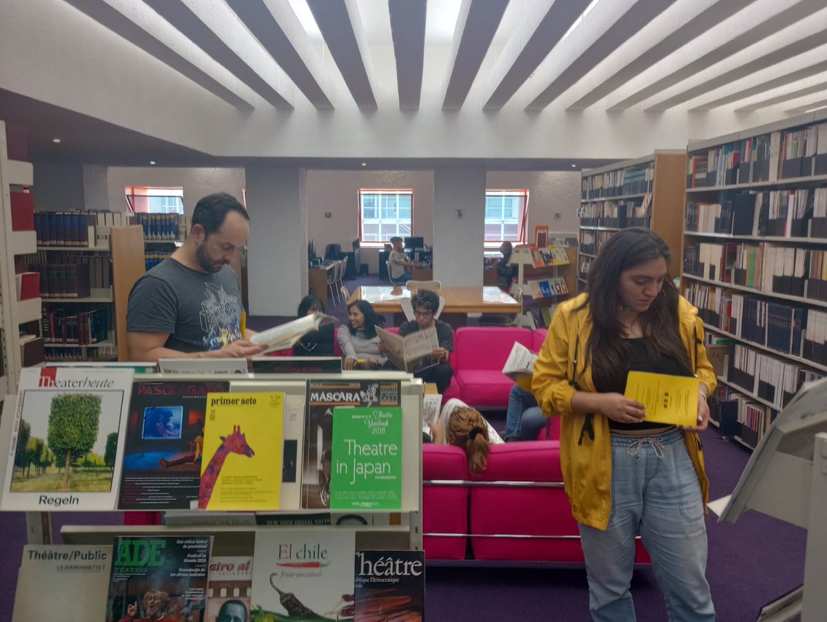 Biblioteca de las Artes del Cenart tweet media