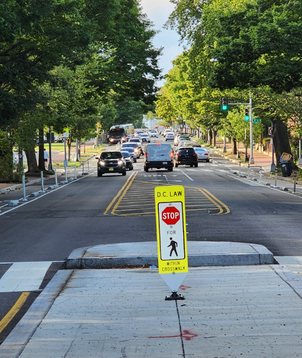 ScottRobertsDC's tweet photo. some neighbors like & some neighbors dislike the new @DDOTDC island at New Jersey & Warner St NW
@ShawDC @TruxtonCircle #BloomingdaleDC
@DCVisionZero #VisionZeroDC https://t.co/ajxrBkVscJ