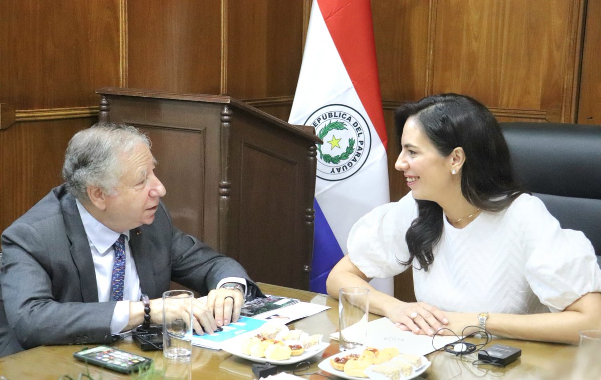 Claudia Centurión tweet media