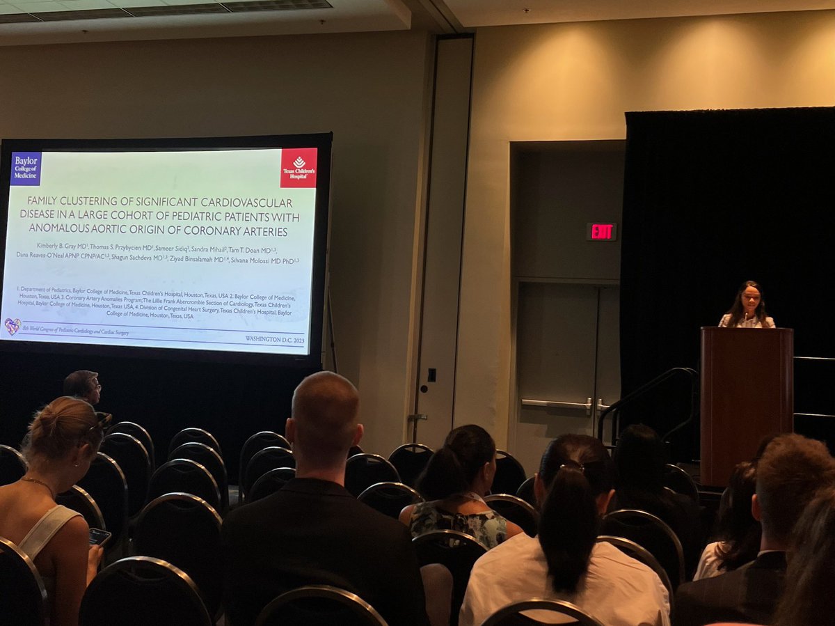 Amazing job done by our 2nd year resident Bianca Gray presenting on Family Clustering in AAOCA in 563 families! #TCHHeartCenter