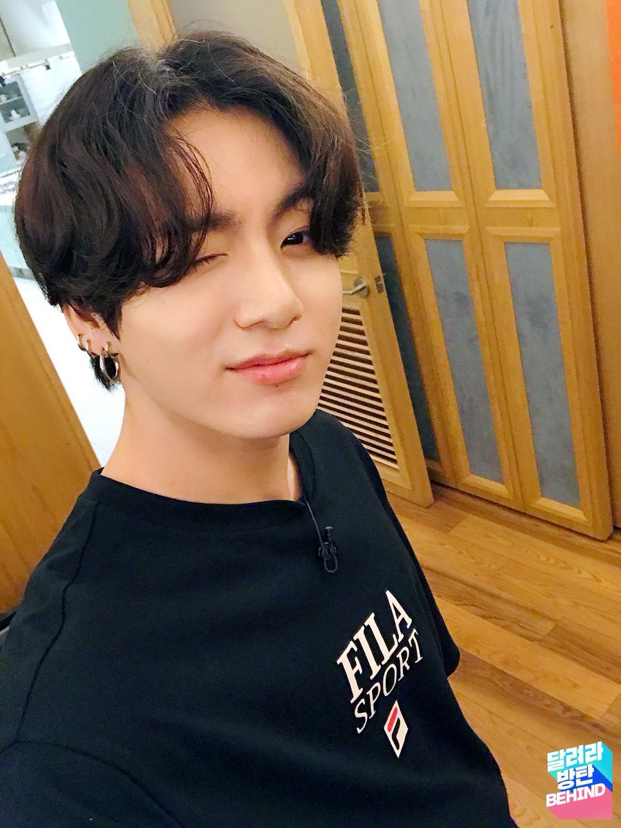 ot7fiIe's tweet photo. JUNGKOOK DAYYYY happy birthday my love i am so proud of you and everything you’ve accomplished 😁💗 #HappyBirthdayJungkook #HappyJungkookDay https://t.co/i0IYF5C7xe