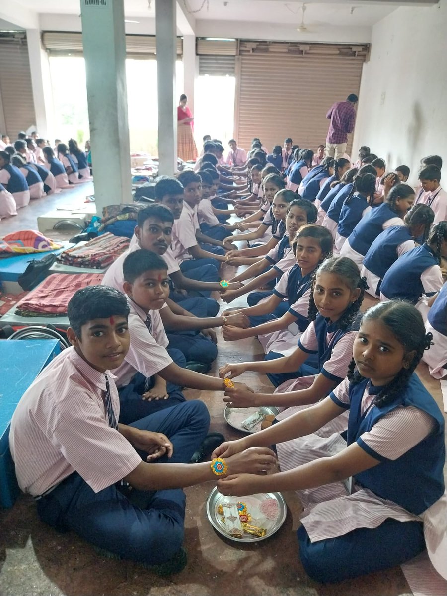 dhanuramtal's tweet photo. Happy raksha bandhan https://t.co/WAJFGXZson