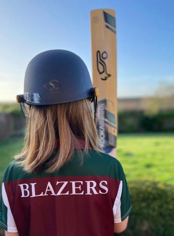 OBWCC's tweet image. 🏏Blazers Autumn Cricket Academy🏏
👱‍♀️ Girls U11 &amp;amp; 13
📔 Starts 3rd Oct for 10 Weeks
🕡 6:30-7:30pm
📧 garethgriffiths100@hotmail.co.uk
🔗 obwcc.co.uk/news/girlsautu…
Info on the link, get in contact with Head of Youth on the email to take advantage! @SomCricketFDN @GlosCricketFdn