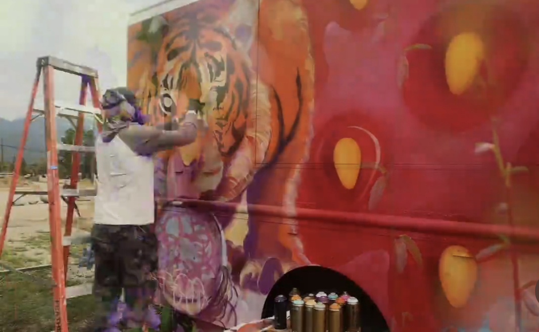 Good Morning Everyone, 

Halts has been busy working on his donut truck. 

What would you think seeing this truck rolling up to your next event?

Check out the Halts Art collection and support and artist. Plant some trees.  

#art #nftart #nftcollection