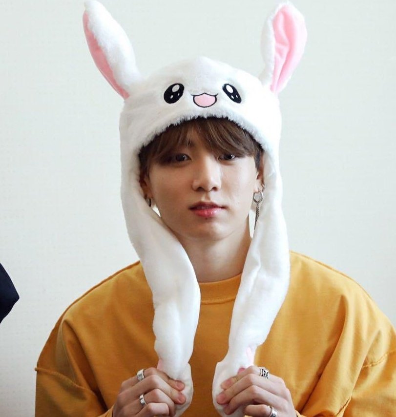 doeyedprince's tweet photo. Thank you for bringing smiles and happiness to our lives. We are always so proud of you. Let's go higher together, Jungkook🤍
 
HAPPY BIRTHDAY JUNGKOOK
#GiantPopStarJKDay
#OurForeverArtistJK
#LovingJungkookRight
#WeBelieveInJungkook https://t.co/2JBukJJl5g