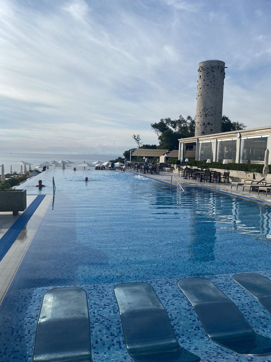 Paul Hunsdon tweet media