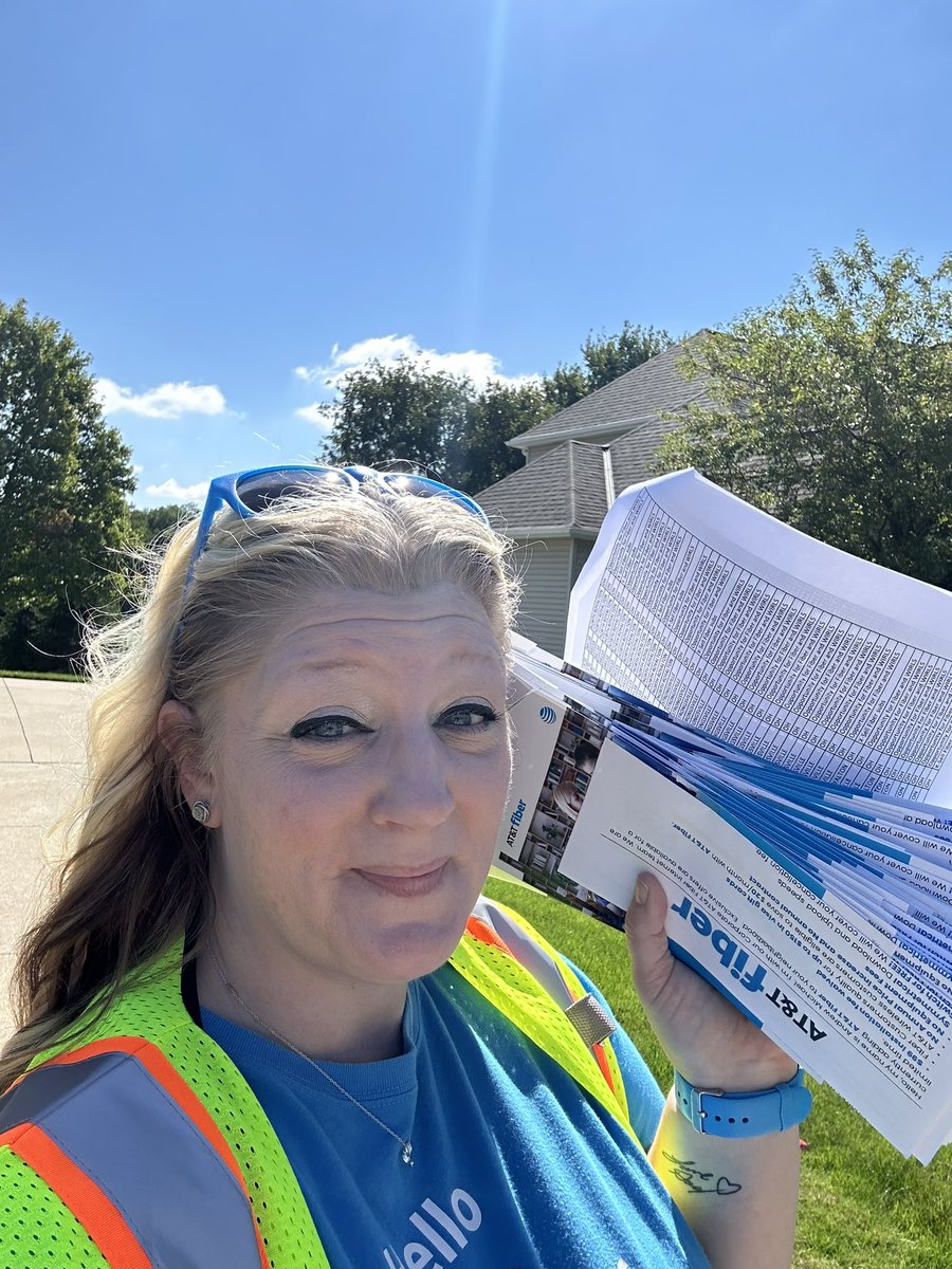 Melissa Fontanez (@mommafontanez) on Twitter photo Felt good to be out educating about fiber!!! Sunny day and having fun with fiber. <a href="/TrayeValentine/">Traye Valentine</a> <a href="/keroninc/">Keron Incarnato</a> <a href="/kuhn3/">Kevin Kuhn</a> #ATTFiber #feetinthestreets Felt good to be out educating about fiber!!! Sunny day and having fun with fiber. <a href="/TrayeValentine/">Traye Valentine</a> <a href="/keroninc/">Keron Incarnato</a> <a href="/kuhn3/">Kevin Kuhn</a> #ATTFiber #feetinthestreets