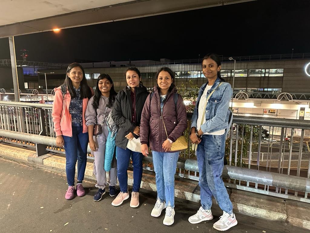 We are delighted to welcome our five nurses to University Hospital Bristol and Weston! From the time of their interview, it has taken just six weeks for them to arrive in the UK.
We wish them all the best as they embark on their new careers in the United Kingdom and the NHS.