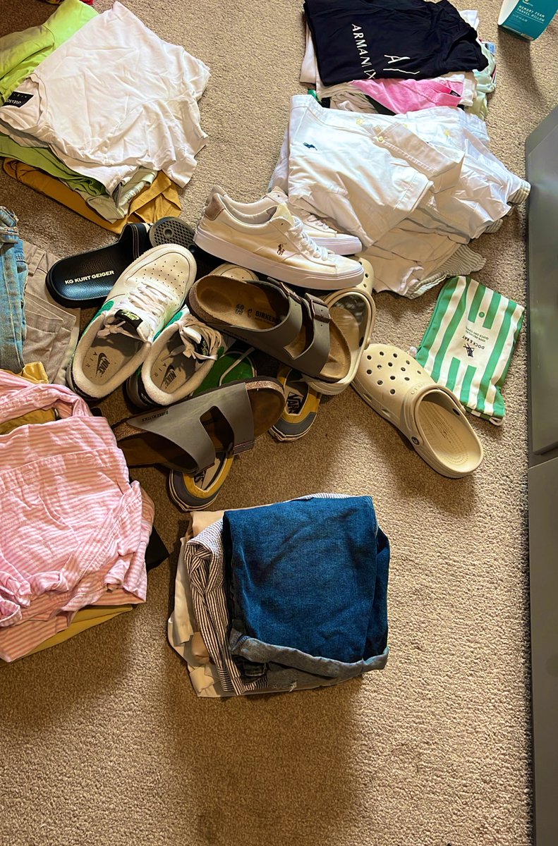 Time to pack for a little getaway! 

By this I mean rip all of my clothes out of the wardrobe and sit on the floor starring at the mess for hours. 

Who’s good at ironing? 🤷🏽‍♂️😩