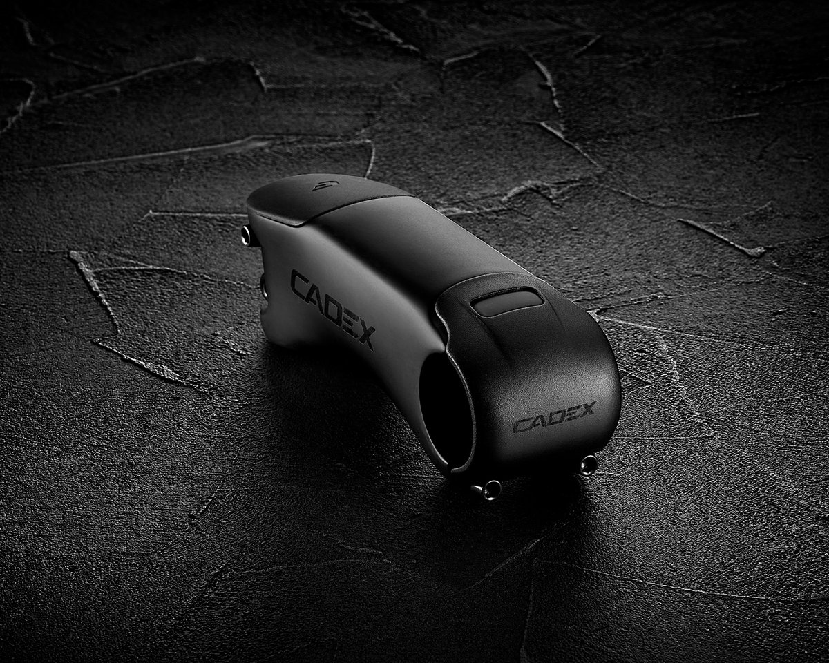 CADEXCycling's tweet image. The perfect upgrade for any road or gravel cockpit. Full carbon construction makes the all-new CADEX Race Stem superlight and stiff, and a unique faceplate and top cap design boost aero efficiency.

Learn more → brnw.ch/21wC8N1

#AttackMode #overachieve