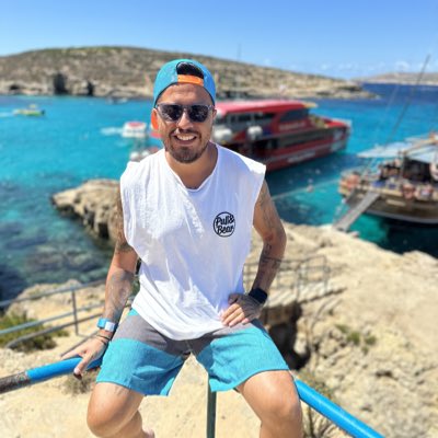 Ragdeparty's tweet photo. #NuevaFotoDePerfil https://t.co/V8ri2lQAuV