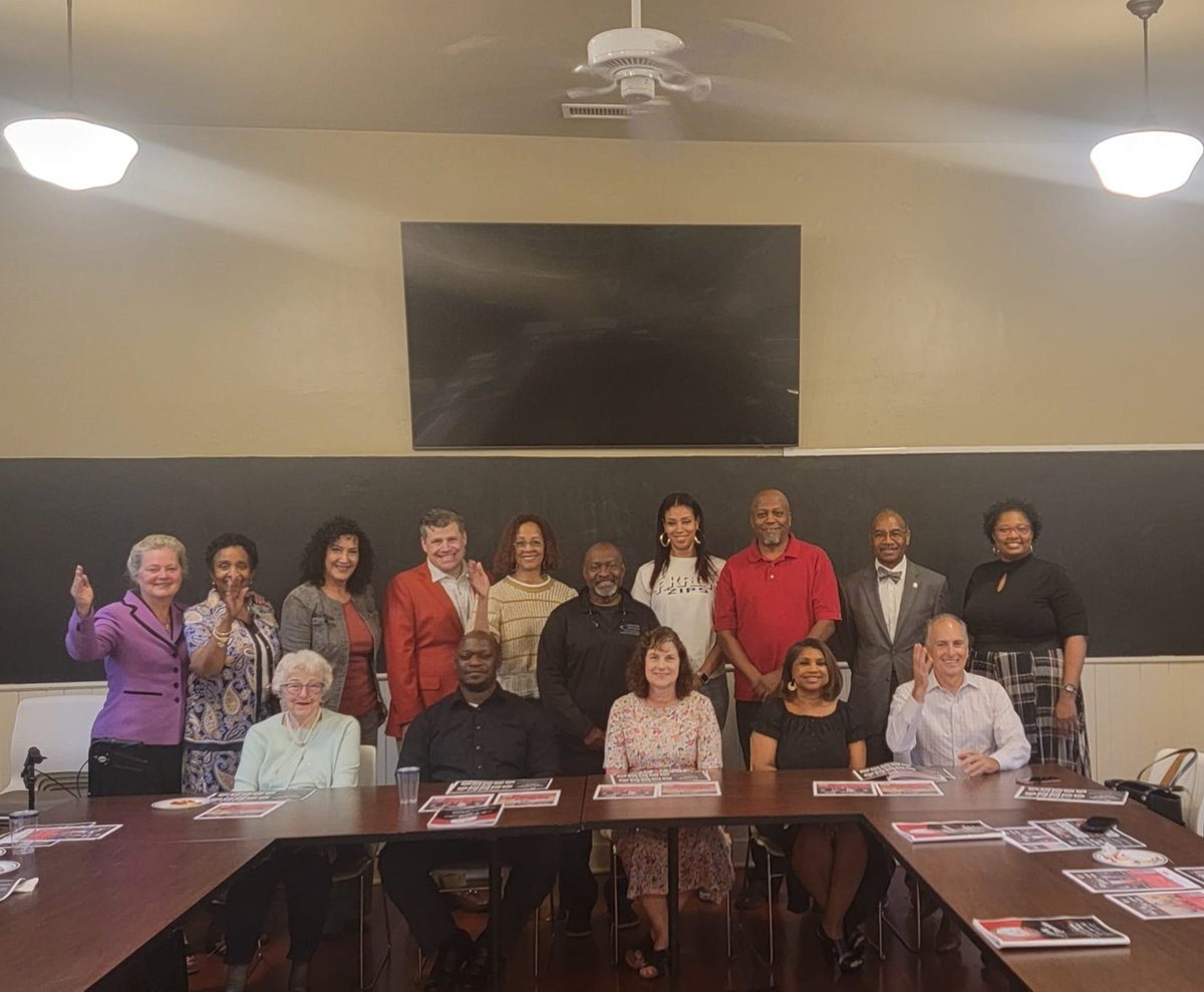 GradAkron's tweet image. We are excited about Project GRAD Akron&apos;s Achieving Dreams&apos; Back to School Bash on September 9th! Some members of the Homecoming Court met yesterday to discuss our upcoming event. Visit our website and vote with your donations for your candidate(s): bit.ly/3rVobq0