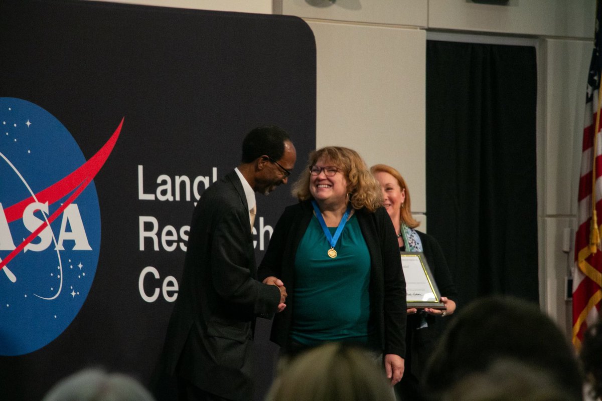 Clayton_Turner2's tweet image. Every day, @NASA_Langley employees discover, innovate, and deliver solutions that make life better.

Yesterday, I was proud to help celebrate some of those achievements at the Langley Honor Awards ceremony. Congratulations to the awardees!