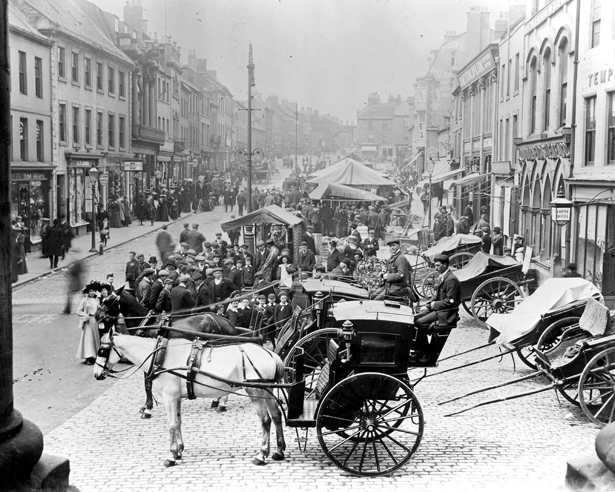 Join Cameron Robertson for 'The David Moor Collection: Berwick-upon-Tweed, 1870-1950', the first online talk of #BerwickHeritageOpenDays2023 

Book your FREE ticket on Eventbrite.
📅Fri 8 Sept
⏰7pm
