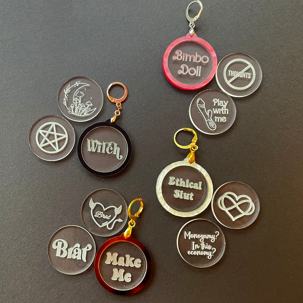 You know I've got a list a mile long of themes I want to design new convertible collar tags for - but if you've got a request this is the place to leave it! Pups, good girls, boys &amp; bois, littles, and LGBTQIA are all in the works already. 💗