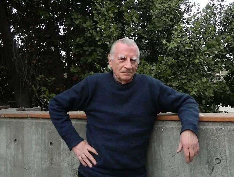 CIFAG's tweet photo. Lamentamos comunicar el fallecimiento de nuestro distinguido colega, socio y profesor de incontables generaciones de ingenieros forestales, don Guillermo Julio Alvear. Nuestras más sentidas condolencias a su familia y toda la familia forestal que formó. https://t.co/6pKEkGCsx6