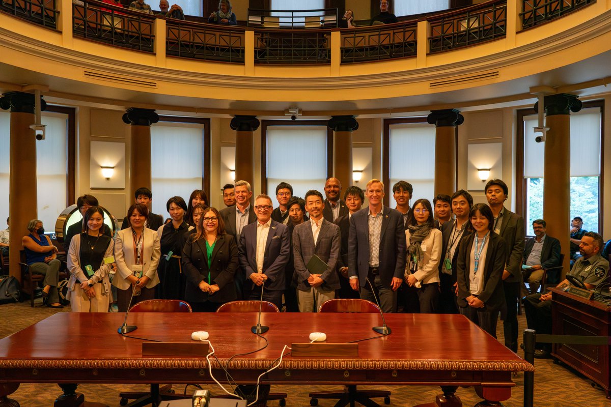 comm_civic_life's tweet photo. Yesterday, we hosted another group from the Japan Intercultural Academy of Municipalities! They met with City leaders and staff. We discussed best practices, neighborhood associations, and advisory bodies. We are proud to support this diplomacy and collaboration!
#pdx #Portland https://t.co/GW59knYPsK