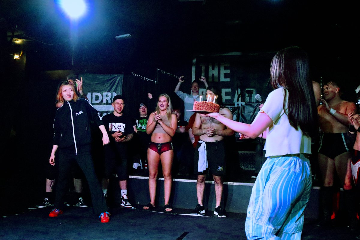 MCN_371's tweet photo. Chie's 4th anniversary surprise チエちゃん4周年記念サプライズ🎉🎊🥳
@MDRN_NMD_PW @gatohmove CHOCO NIGHT GRAPS! @ The Bread Shed, Manchester
29 August
#CHOCONIGHTGRAPS https://t.co/he9fjApESo