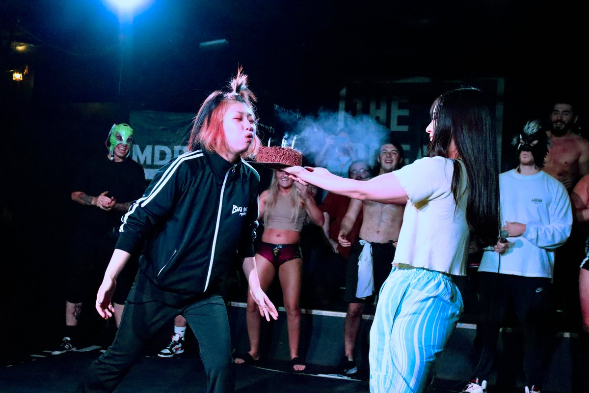 MCN_371's tweet photo. Chie's 4th anniversary surprise こんな瞬間の写真撮る機会なかなかないです
@MDRN_NMD_PW @gatohmove CHOCO NIGHT GRAPS! @ The Bread Shed, Manchester
29 August
#CHOCONIGHTGRAPS https://t.co/Pun55qWkHZ