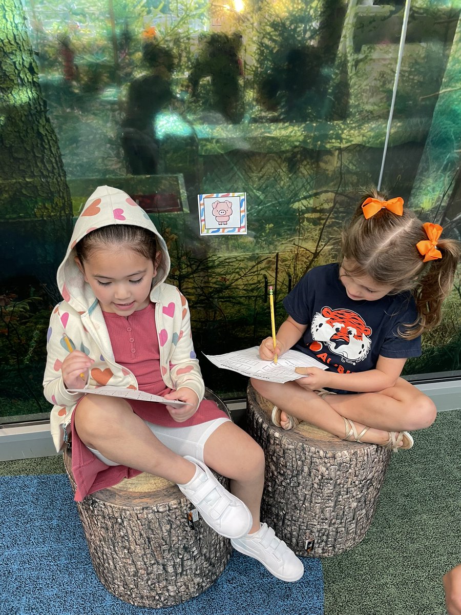 MissHill_CE's tweet photo. We hunted for CVC words with i in the middle! They had so much fun getting to use the pod! So proud of these kiddos! @HumbleISD_CE https://t.co/LQgoZnq6d1